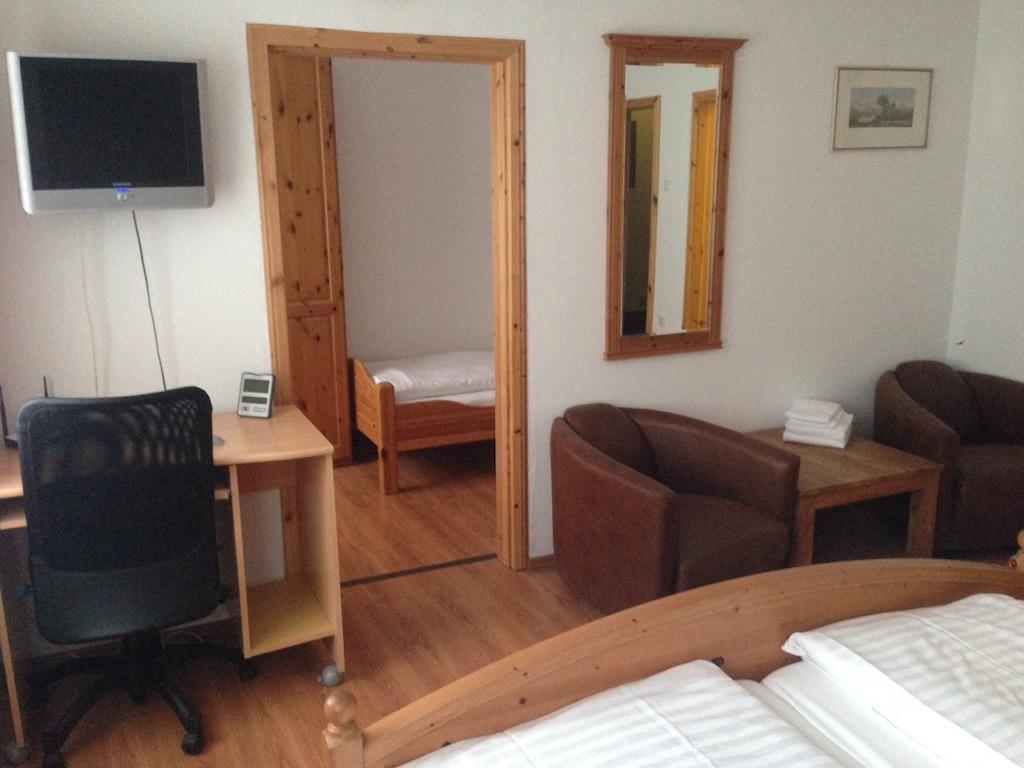 Hotel Zur Post Kleve Стая снимка